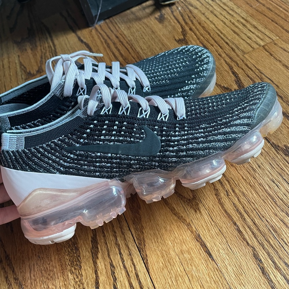 Woman’s Nike Vapormax 3.0 Pink Rose